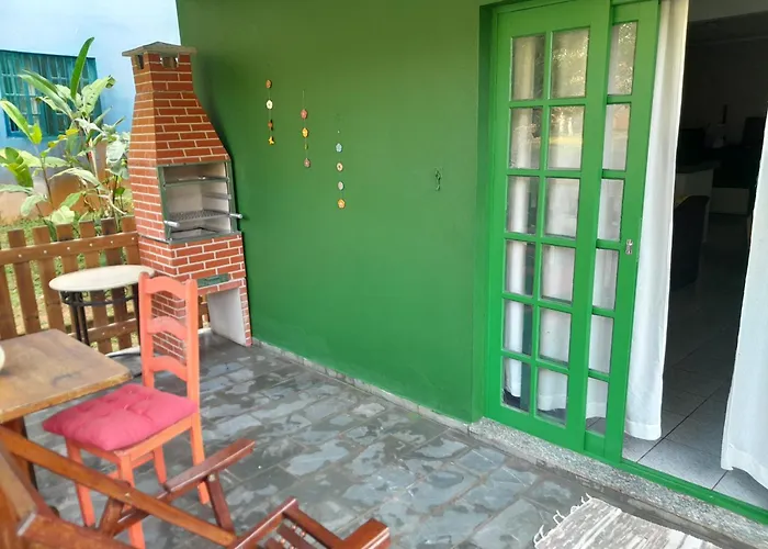 Flor Casa 2 Dorms Com Ar, Churrasqueira, Cond Fech, Piscina